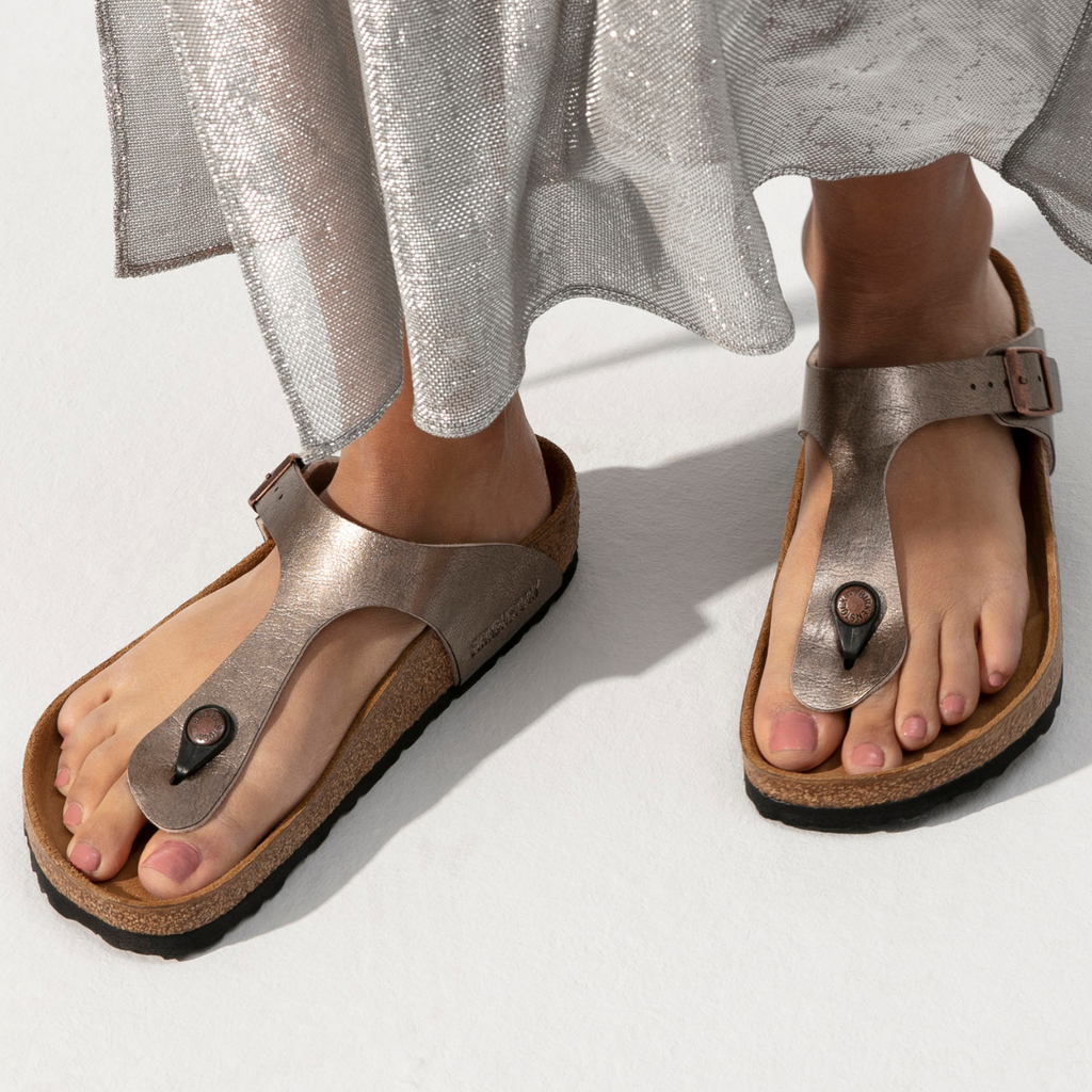 Birkenstock Gizeh Birko-Flor Graceful Taupe Sandals | Free  display picture 3
