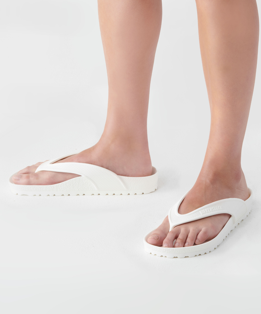 Birkenstock Honolulu EVA White Sandals | Free Shipping – Bstore display picture 2