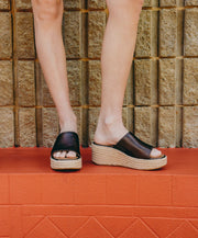 FitFlop Platform Espadrille Leather Wedge Slides Metallic Chocolate Brown