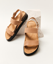 Frankie4 Hunter Camel Sandals