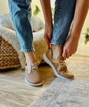 Elska Vayah Solid Beige Sneakers