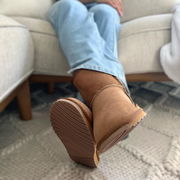 EMU Platinum Stinger Mini Chestnut Sheepskin Boots