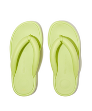 Fitflop IQushion D-Luxe x Roksanda Padded leather Flip Flops Lime