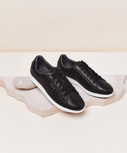 Frankie4 Jackie V Black Tumbled Sneaker