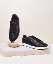 Frankie4 Jackie V Black Tumbled Sneaker