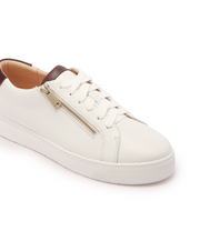 Frankie4 Billie II White Cherry Lacquer Exclusive