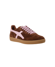 Goodsole 2001 Crossroads Sneaker Coffee/Candy Pink Suede