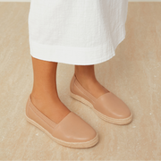 Frankie4 Reece Camel Shoe