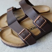 supportive comfortable casual sandals unisex
