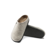 womens beige clogs