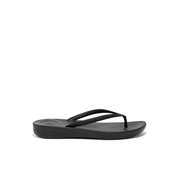 FitFlop iQushion Ergonomic Thongs Black