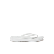 FitFlop iQushion Ergonomic Thongs White