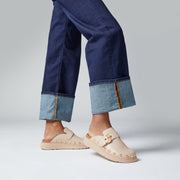 Fitflop Gen-FF Buckle Flat-Stud Leather Mule Beige