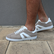 comfortable mens casual sneakers