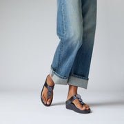 Fitflop Halo Bead Circle Metallic Toe Post Navy