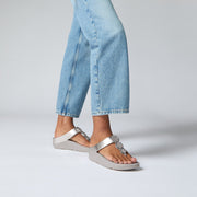 Fitflop Halo Bead Circle Metallic Toe Post Silver