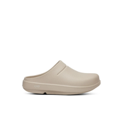 OOFOS OOcloog Nomad Clogs