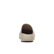 OOFOS OOcloog Nomad Clogs